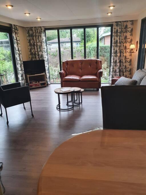 Cozy Chalet For 4 Veluwe プッテン エクステリア 写真