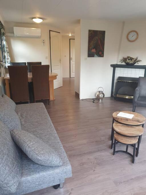 Cozy Chalet For 4 Veluwe プッテン エクステリア 写真